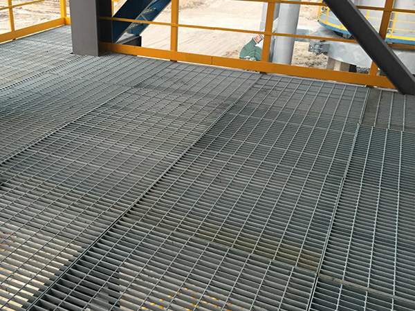 鋼結構樓梯鋼格板平臺案例